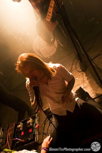 A Skylit Drive live