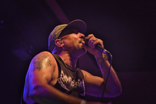 A Wilhelm Scream live