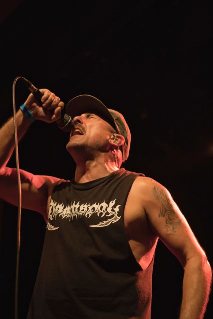 A Wilhelm Scream live