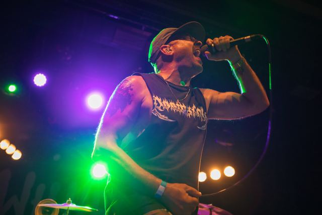 A Wilhelm Scream live