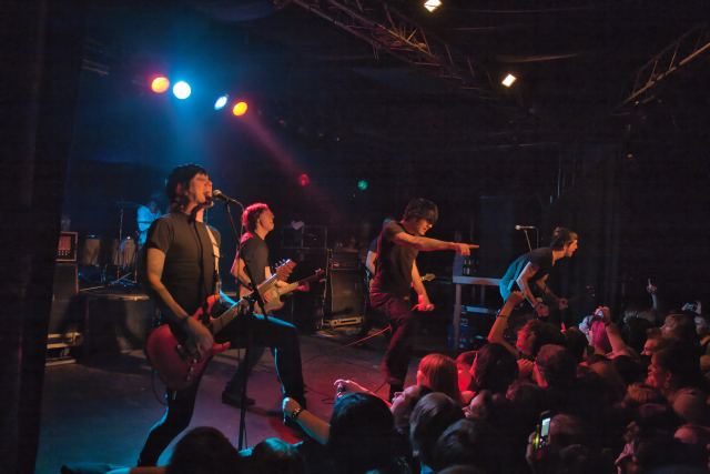 Alesana live