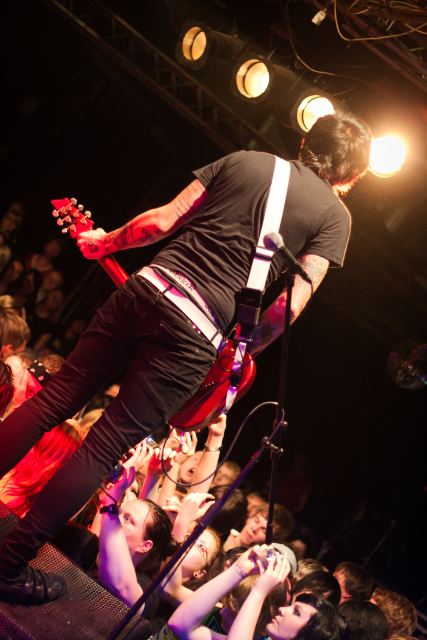Alesana live
