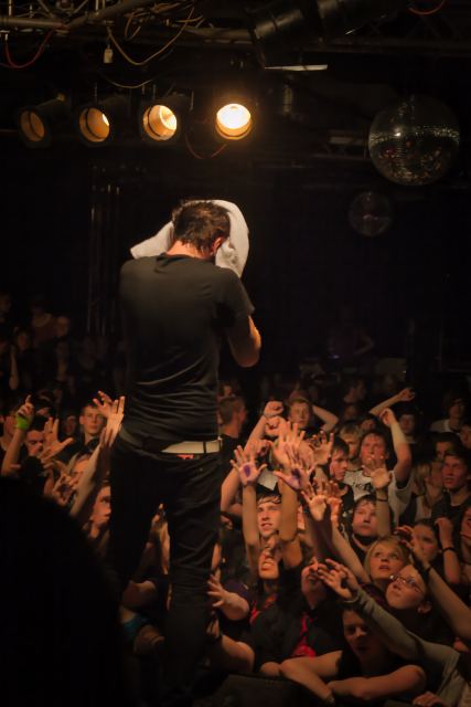 Alesana live