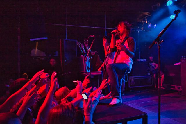 All Time Low live