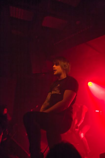 Asking Alexandria live