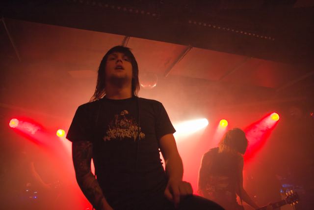 Asking Alexandria live