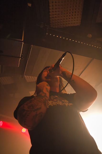 Asking Alexandria live