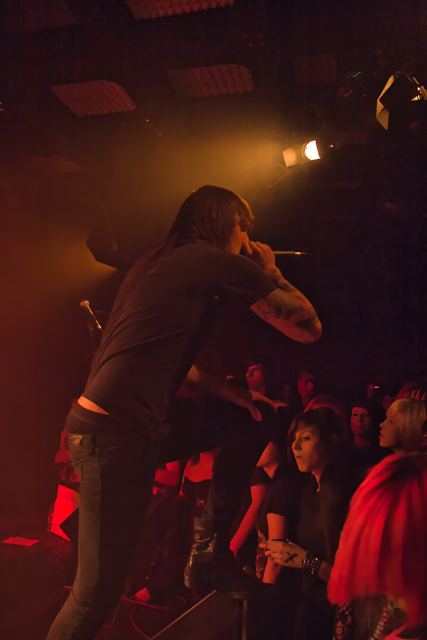 Asking Alexandria live
