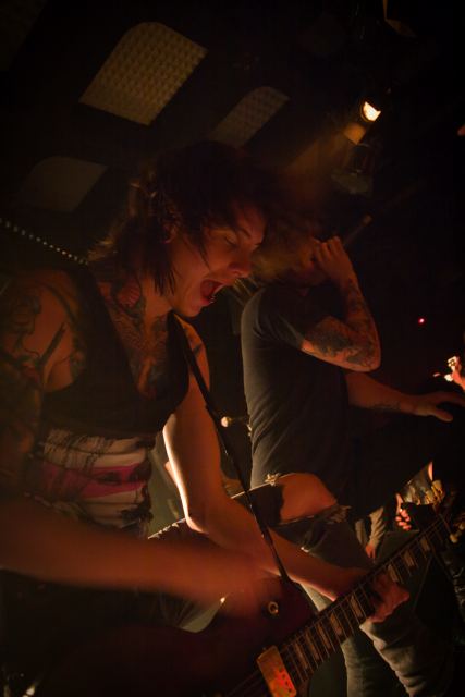 Asking Alexandria live