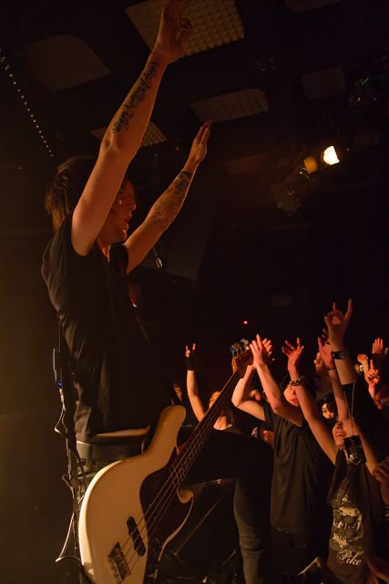 Asking Alexandria live