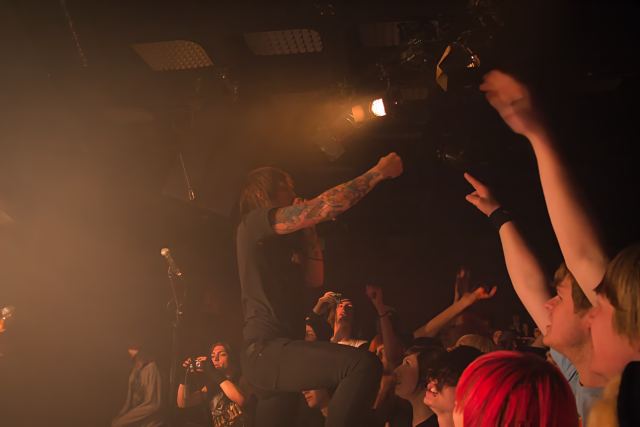 Asking Alexandria live