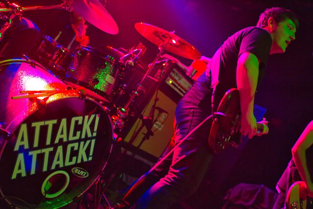 Attack! Attack! live