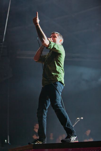 BoySetsFire live