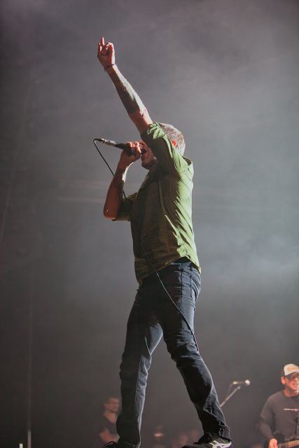 BoySetsFire live