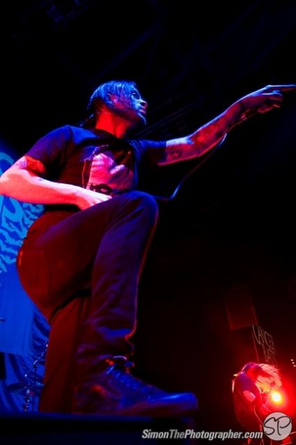 Cancer Bats live