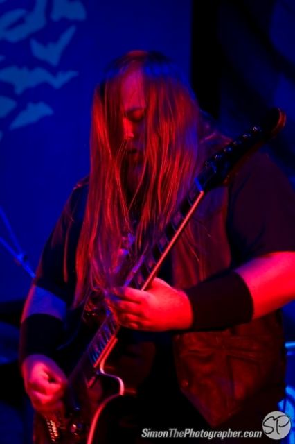 Cancer Bats live