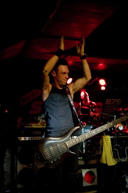 Dead by April live