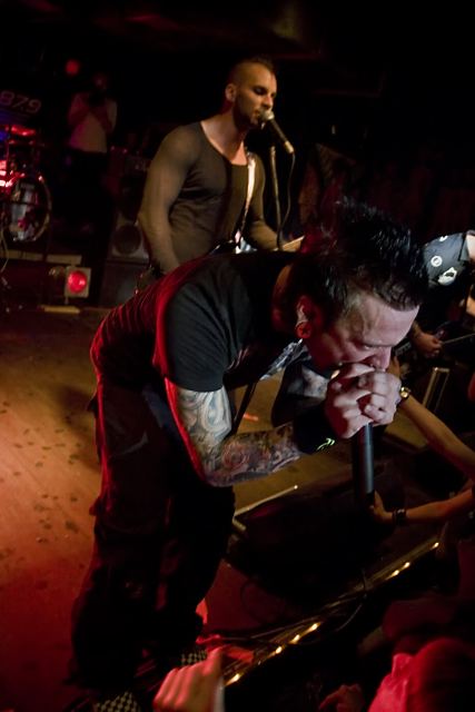 Dead by April live