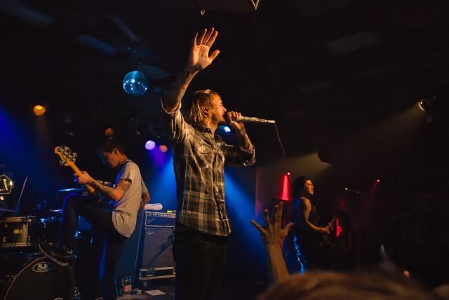 Destroy Rebuild Until God Shows live