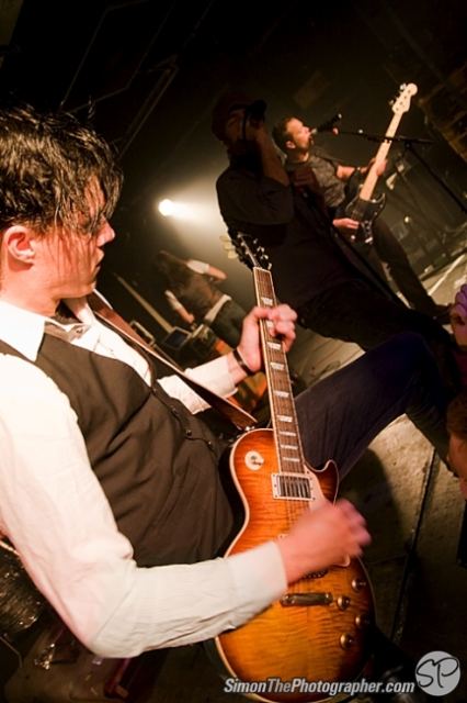 Emery live