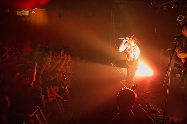 Various Artists live