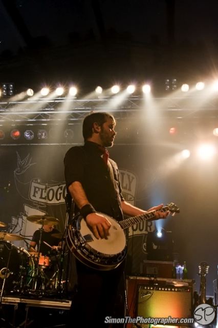 Flogging Molly live