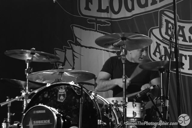 Flogging Molly live