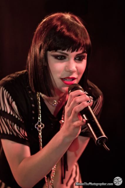 Jessie J live
