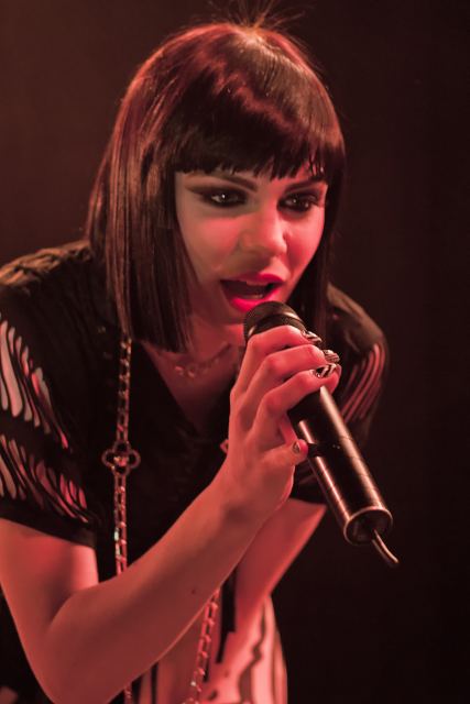 Jessie J live