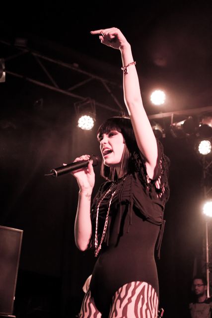 Jessie J live