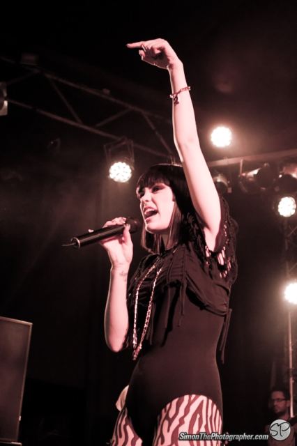 Jessie J live