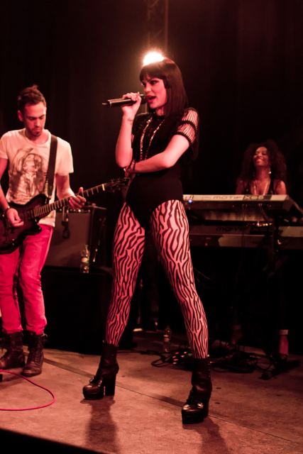 Jessie J live