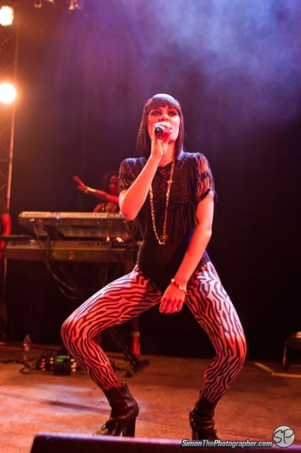 Jessie J live