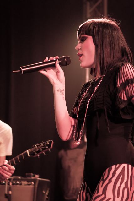 Jessie J live