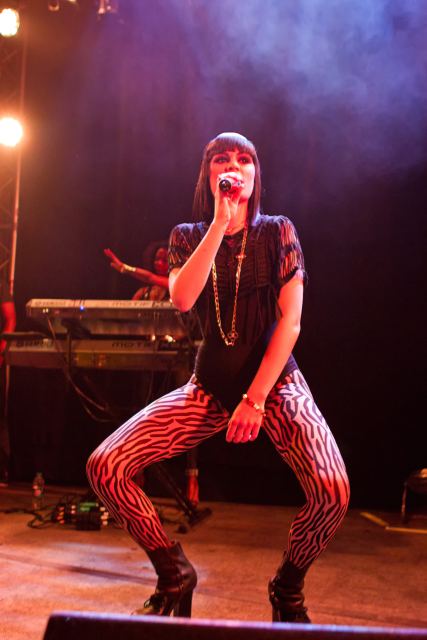 Jessie J live