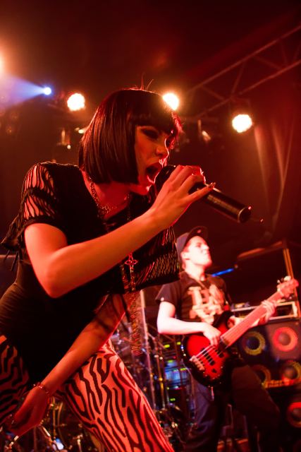 Jessie J live