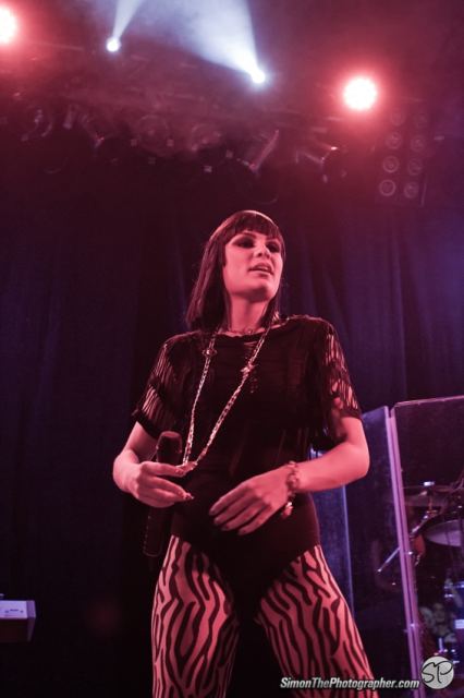 Jessie J live