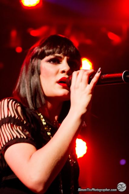 Jessie J live