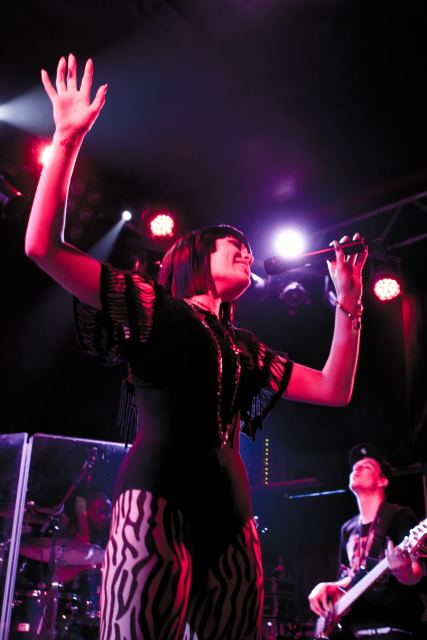 Jessie J live