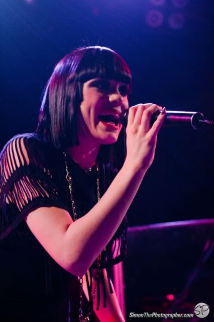 Jessie J live