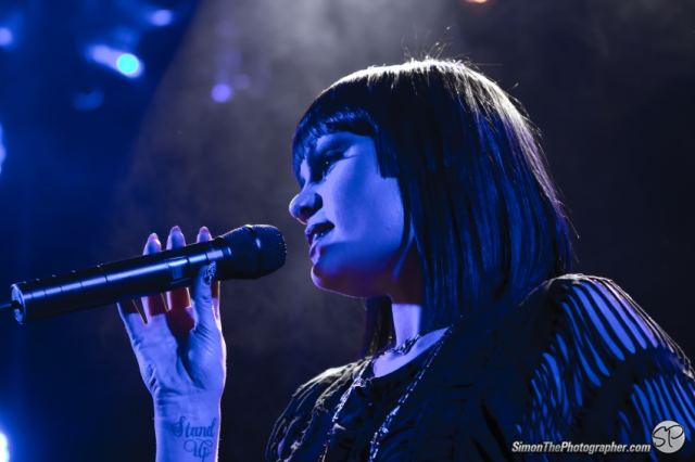 Jessie J live