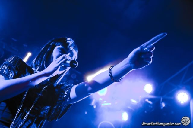 Jessie J live