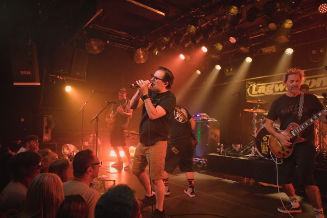 Lagwagon live