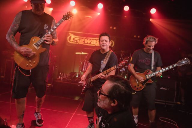 Lagwagon live