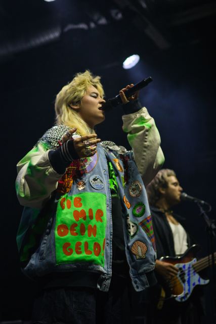 Paula Carolina live