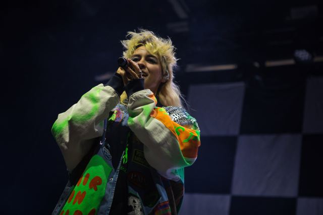 Paula Carolina live