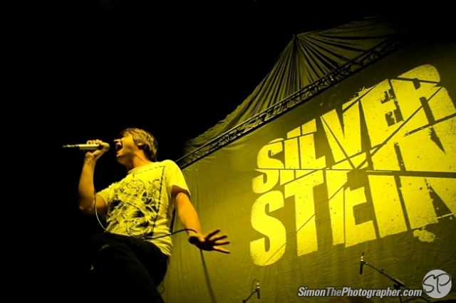 Silverstein live