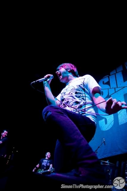 Silverstein live