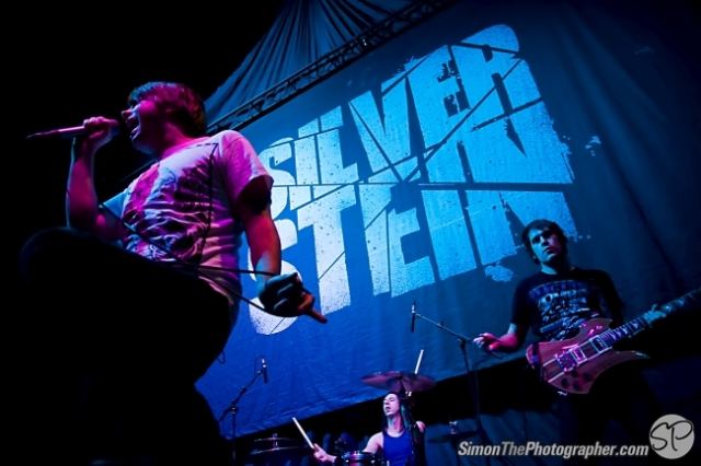 Silverstein live