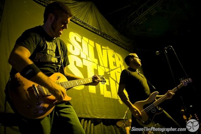 Silverstein live